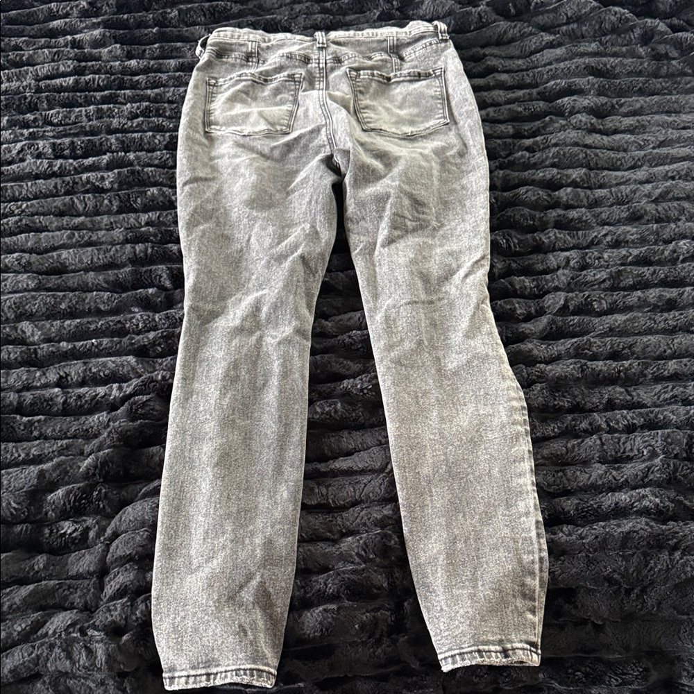 Fashion Nova Light Gray Straight Leg Jeans